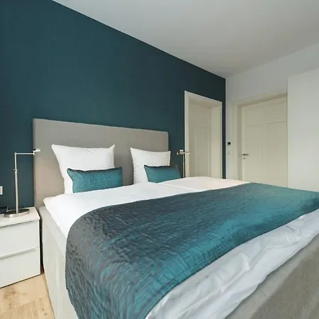 Moderne Mit Eigener Sauna Und Balkon - Pauline 06 Apartment